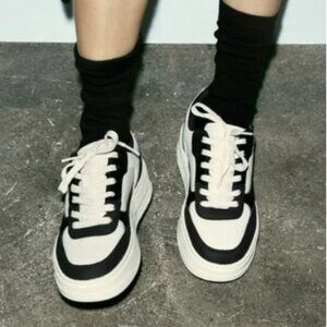 BNWT ZARA trainer sneakers in clear cut black, white scheme (7.5) KICKS